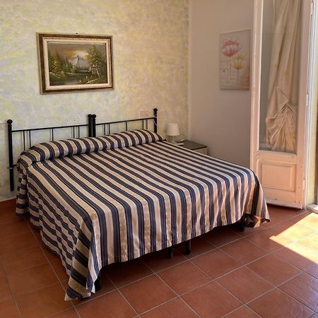 Pensione Eden Follonica Esterno foto