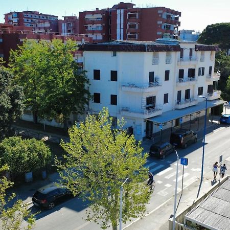 Pensione Eden Follonica Esterno foto