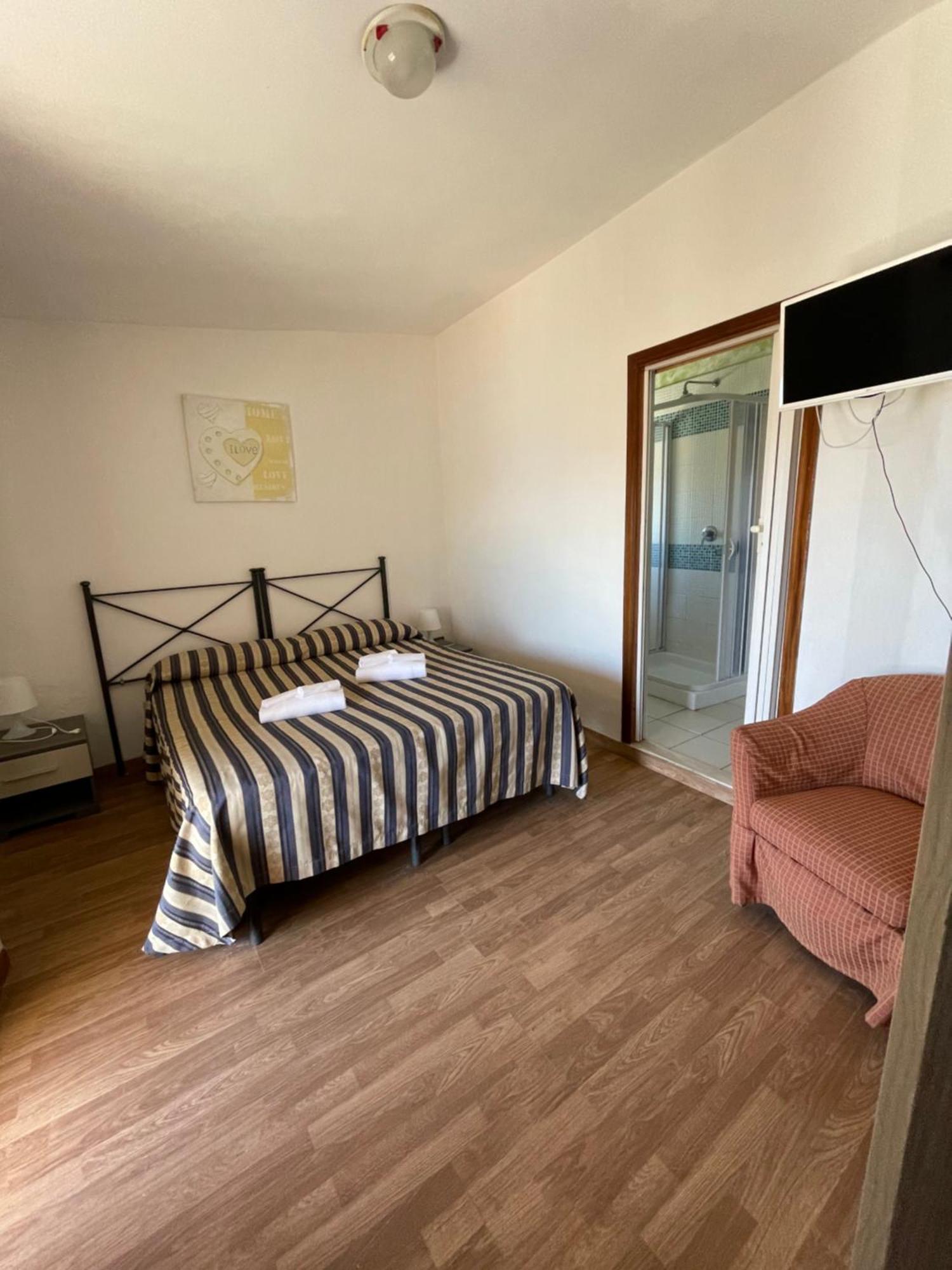 Pensione Eden Follonica Esterno foto