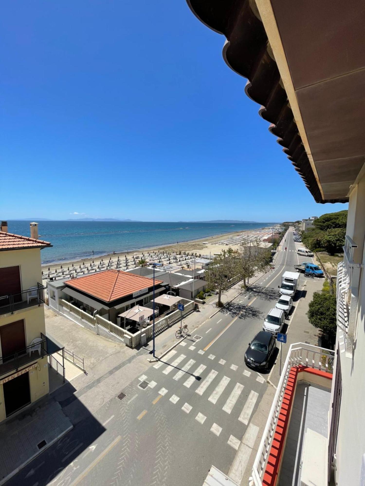 Pensione Eden Follonica Esterno foto