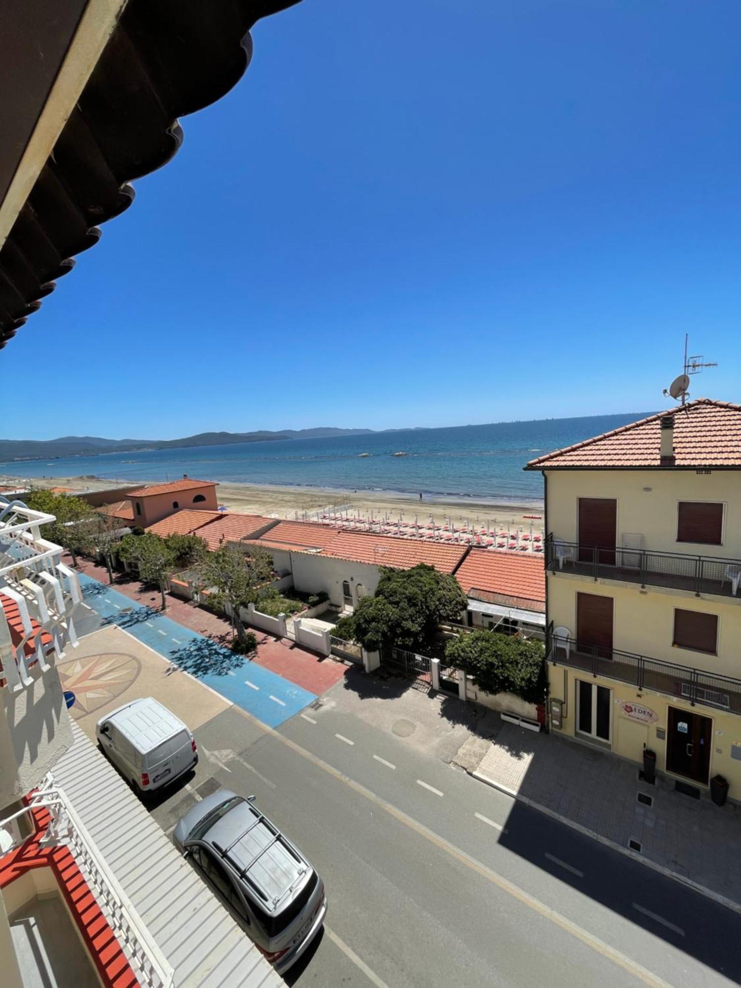 Pensione Eden Follonica Esterno foto