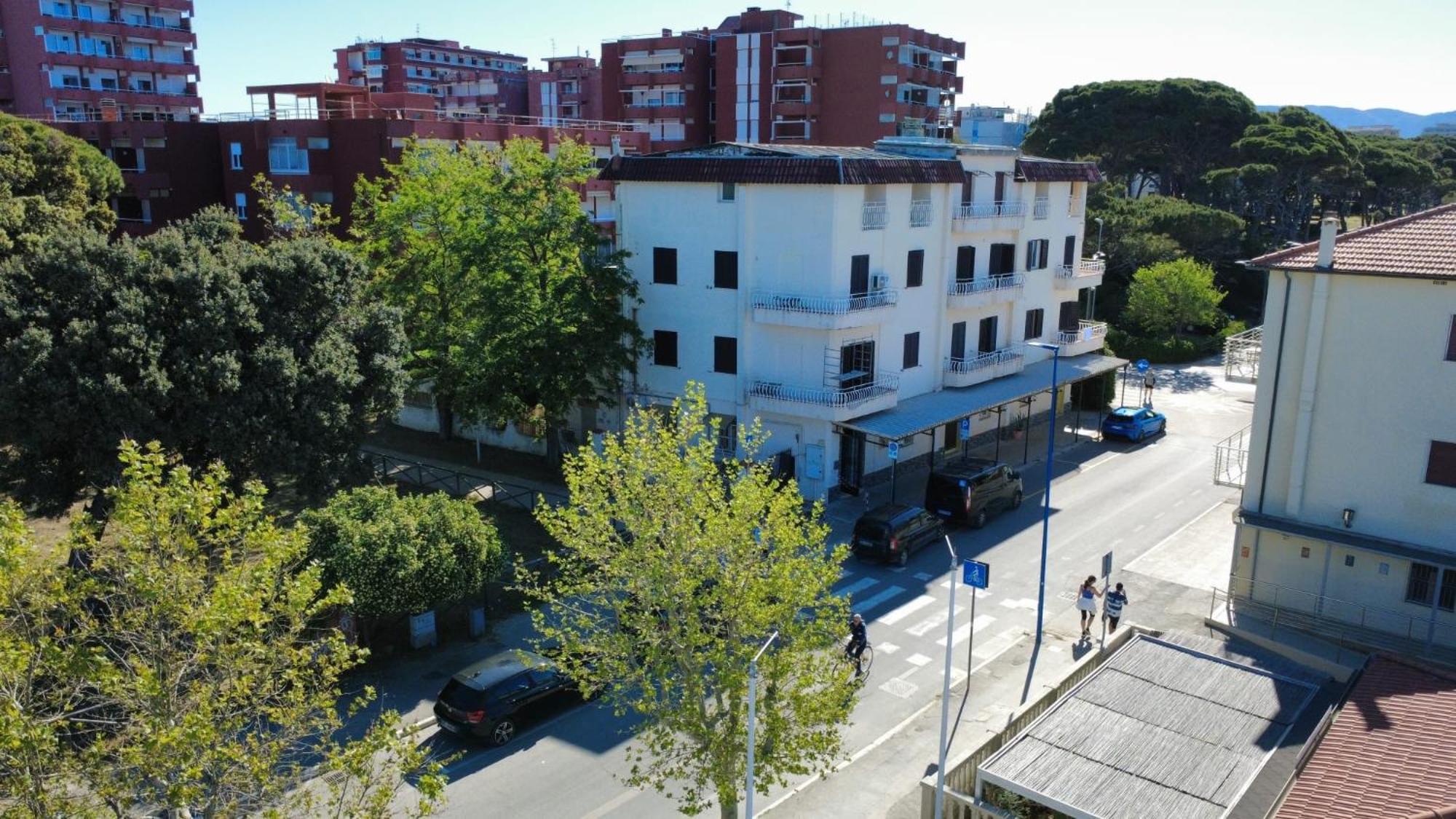 Pensione Eden Follonica Esterno foto